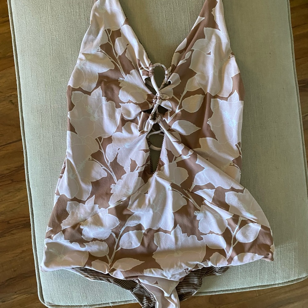 ACACIA Kokomo South Pacific size M
